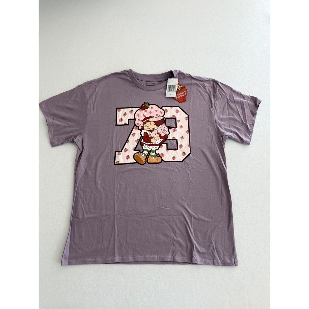 Strawberry Shortcake T-Shirt XL Lilac Graphic Tee